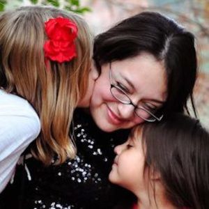 Meet your Posher, Isabel